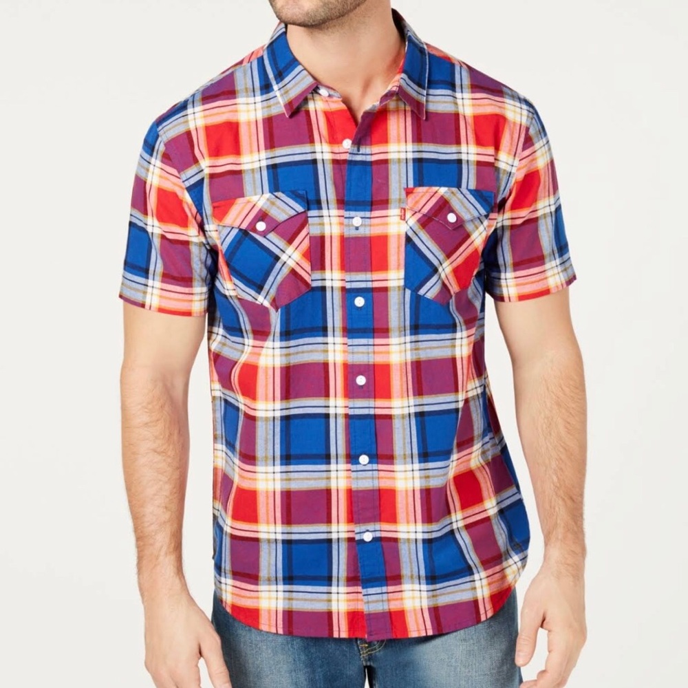 Levi’s Plaid Short Sleeve Button Up•NWT